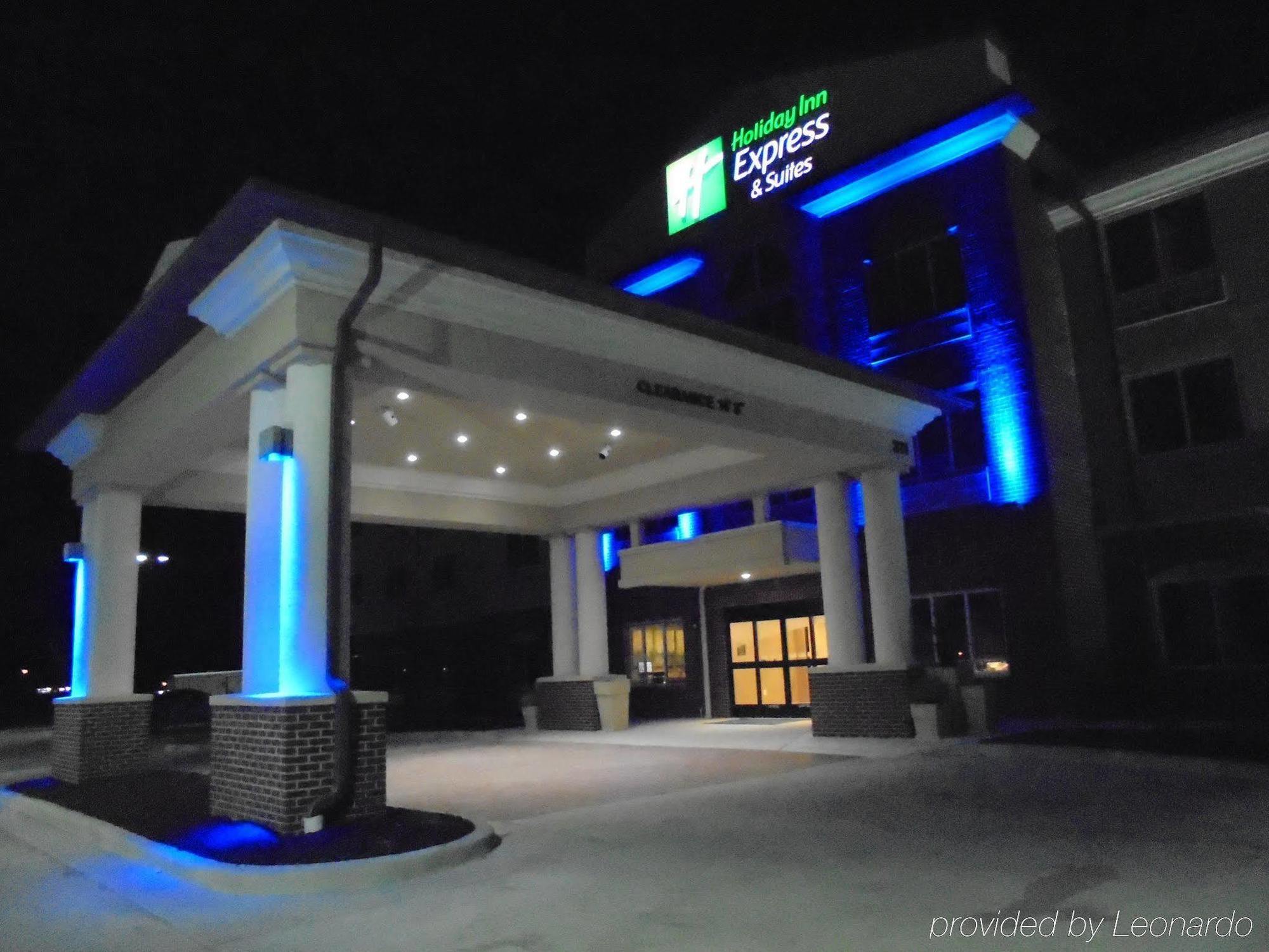 Holiday Express & By Ihg Hotel Nevada